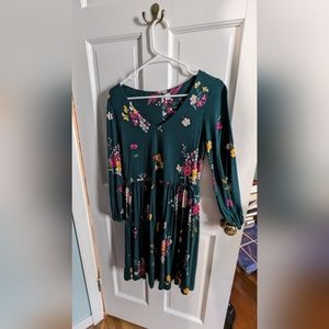 Old Navy Size Small Green Floral Dress